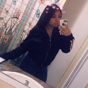 Meet your Posher, Judith